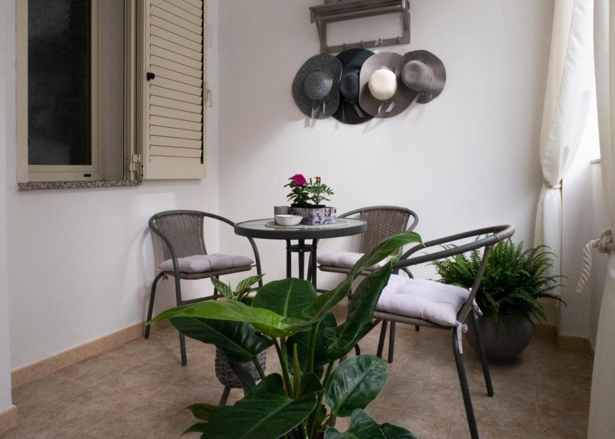 Domo Anna Hotel Villasimius Exterior foto