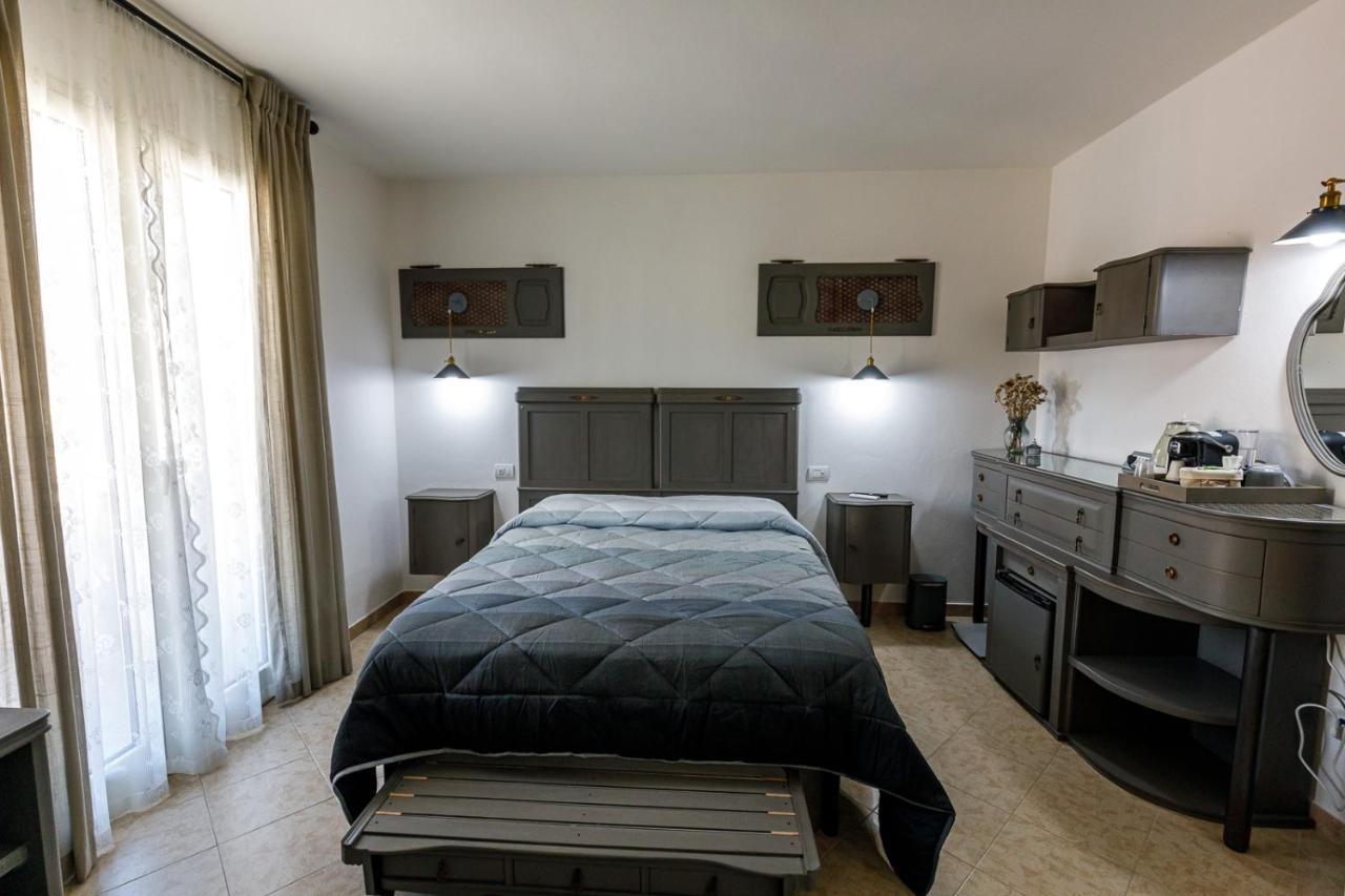 Domo Anna Hotel Villasimius Exterior foto